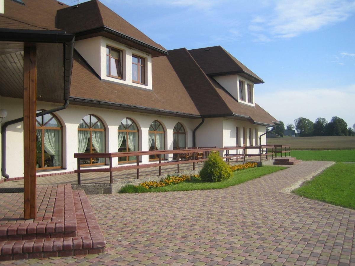 Guesthouse Cetri Veji Turkalne المظهر الخارجي الصورة